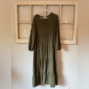 Universal Thread Tiered Dress Small